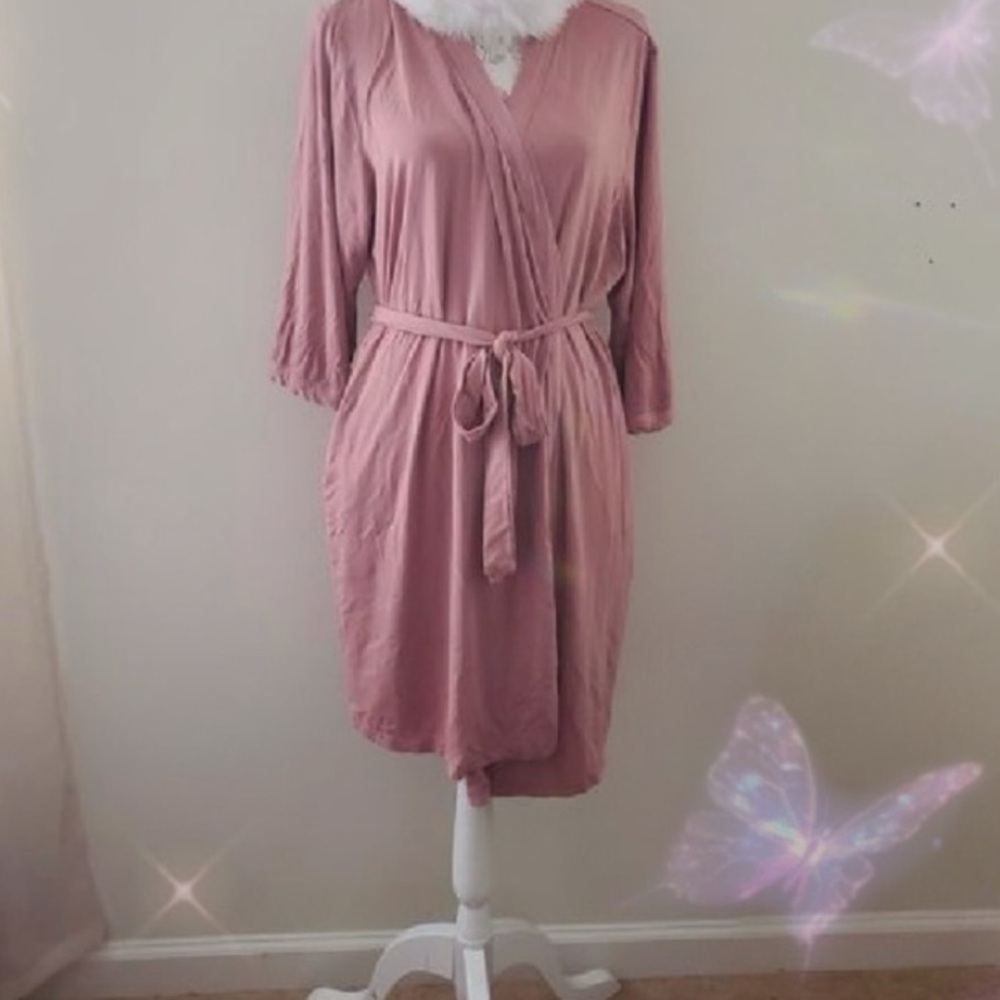 💎$3 WITH BUNDLE💎 Mauve Women's Robe *FLAWS - Picture 2 of 15